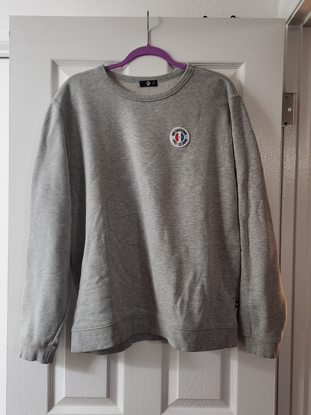 Men's Crewneck Sweatshirt - Gray